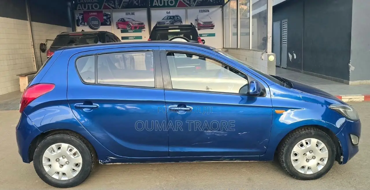 Hyundai i20 2015 Bleu