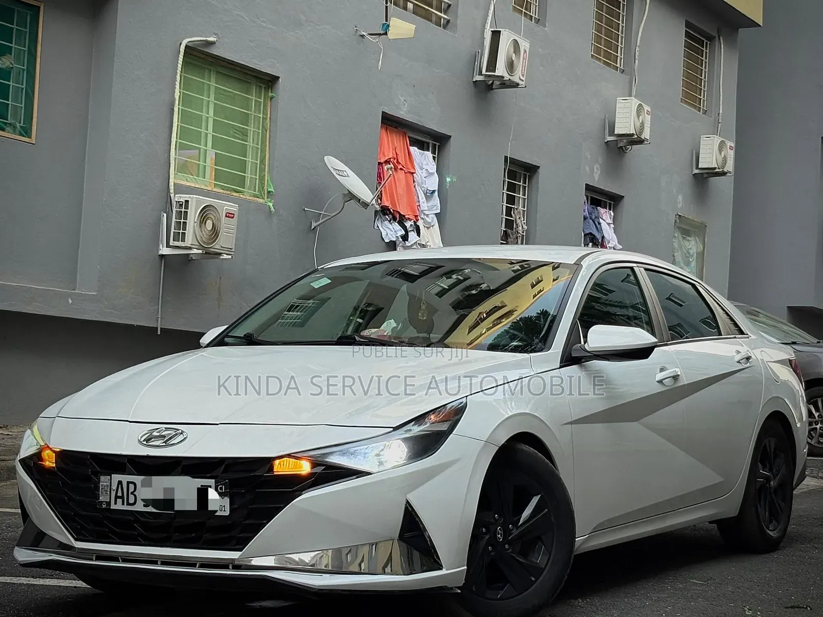 Hyundai Elantra SEL 2022 Blanc cassé