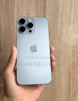 Nouveau Apple iPhone 15 Pro Max 1 TB Gris