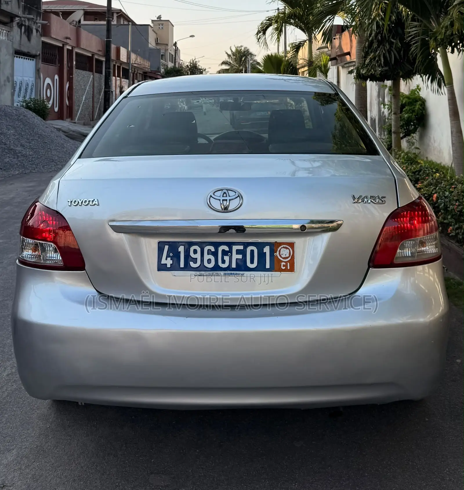 Toyota Yaris 2014 Gris