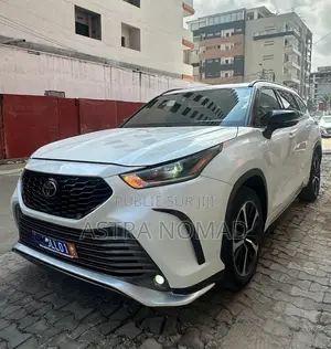 Toyota Highlander 2023 Blanc