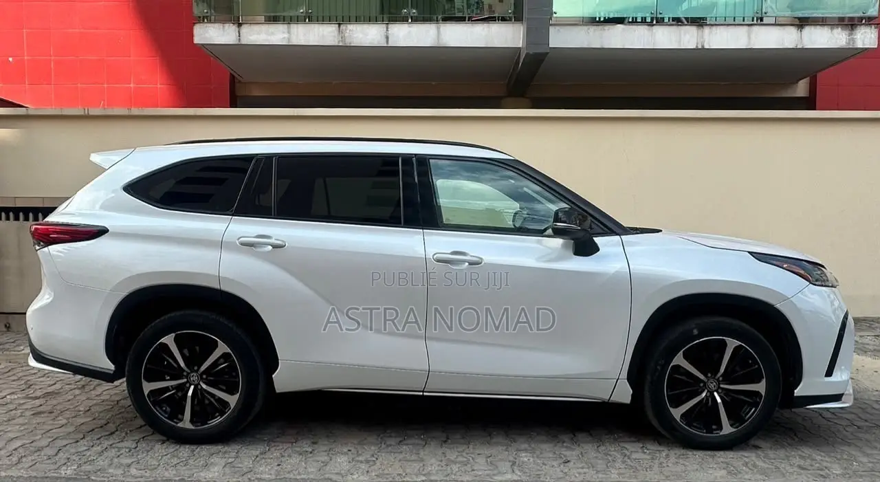 Toyota Highlander 2023 Blanc