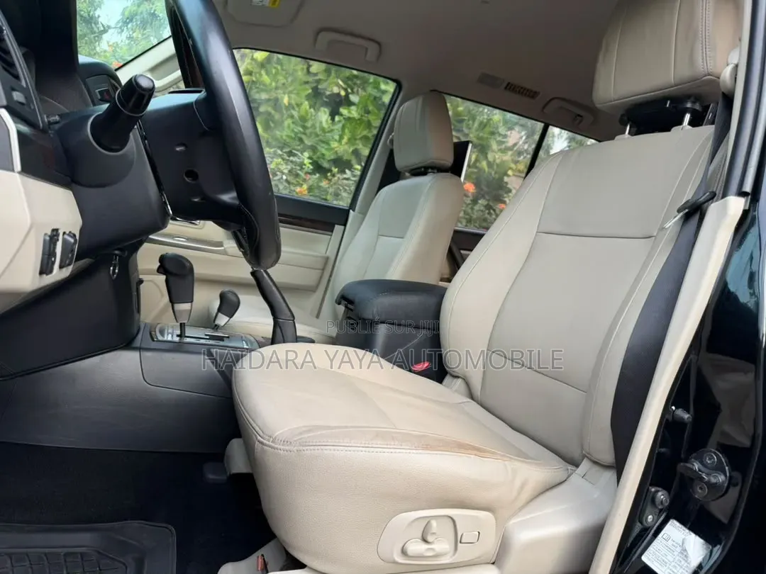 Mitsubishi Pajero 2023 Noir