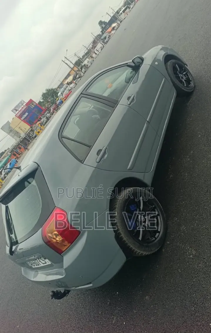 Toyota Corolla 2004