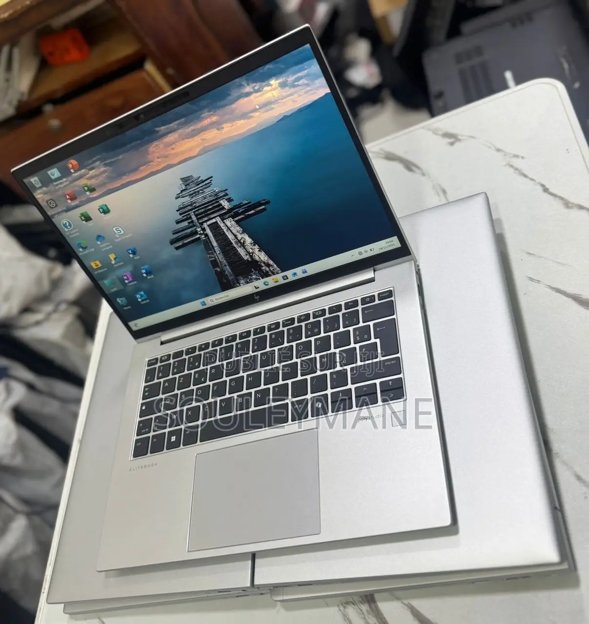 Ordinateur portable HP EliteBook 845 G11 16GB AMD Ryzen 5 SSD 256GB