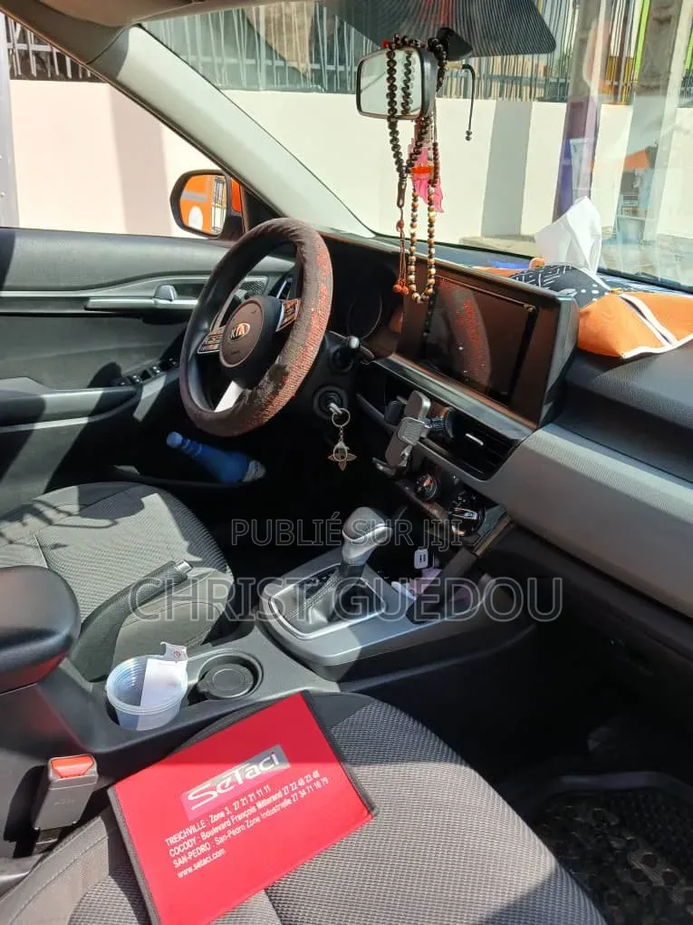 Kia Seltos 2021 Gris