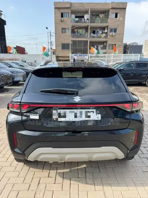 Suzuki Fronx 2025 Noir
