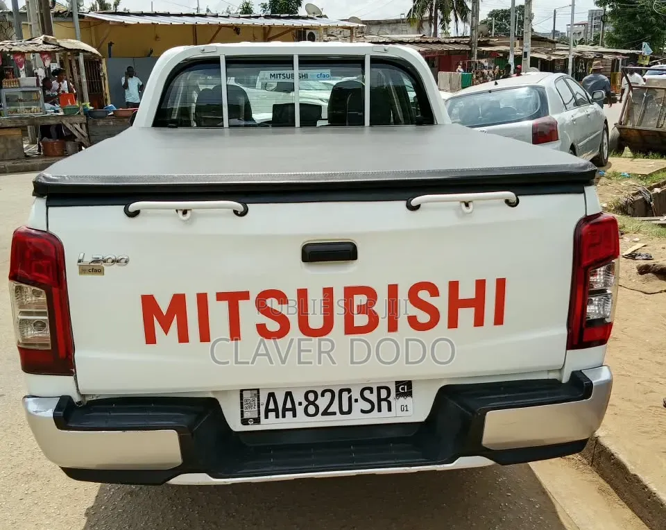 Mitsubishi L200 2023 Blanc