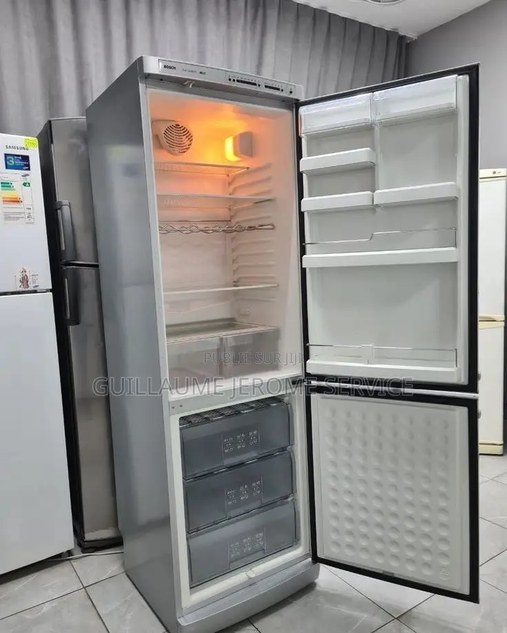 BOSCH Duo System – Combi Bottom Freezer Argent