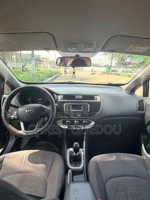 Kia Rio 2016 Noir