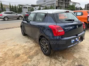 Suzuki Swift 2023 Bleu