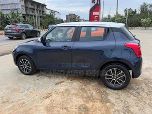 Suzuki Swift 2023 Bleu