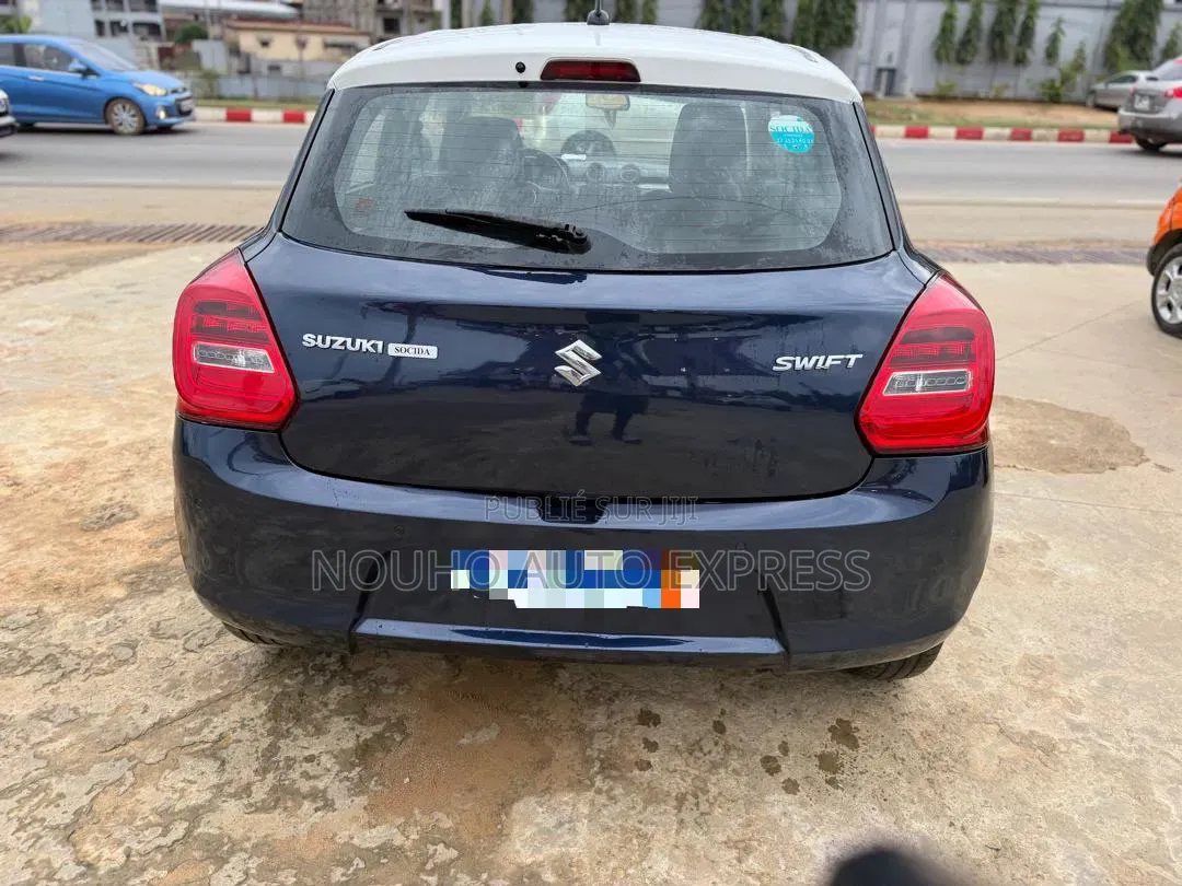 Suzuki Swift 2023 Bleu