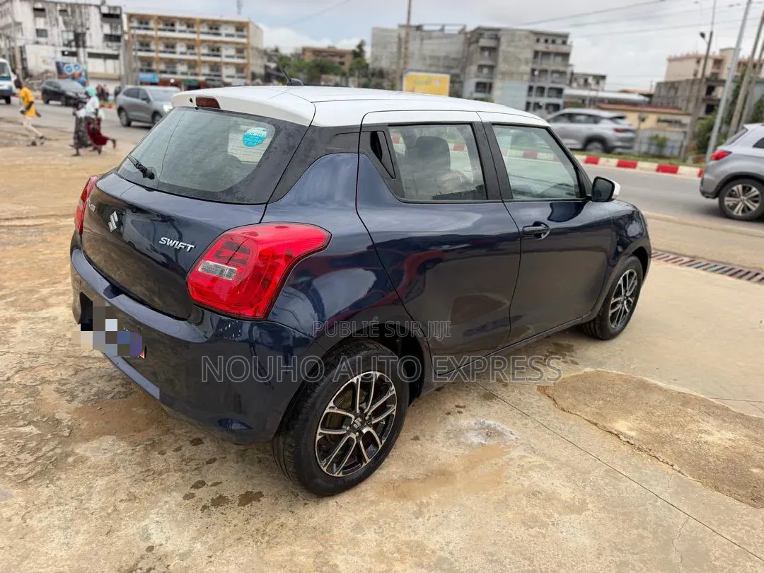Suzuki Swift 2023 Bleu