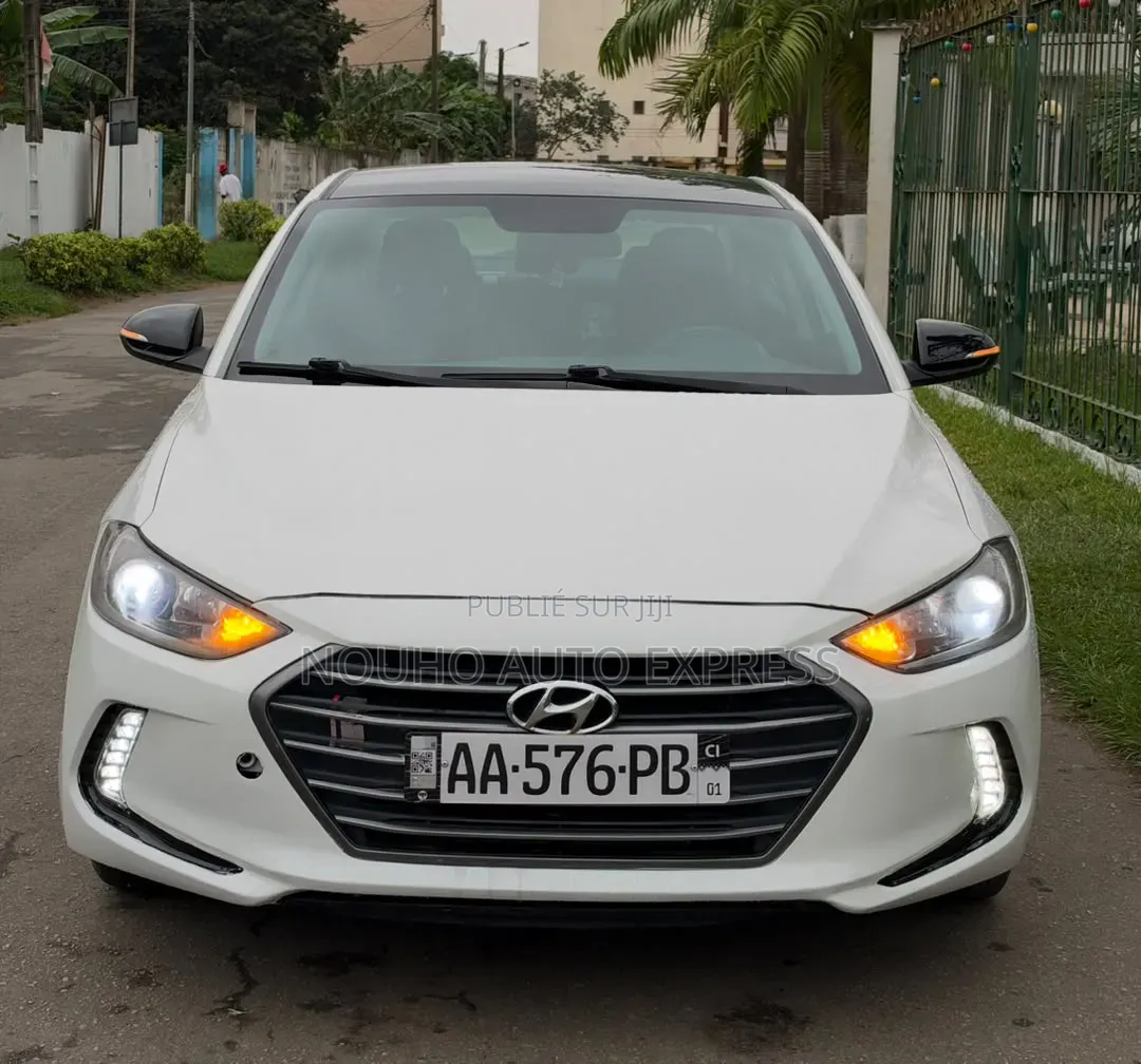 Hyundai Elantra 2018 Blanc