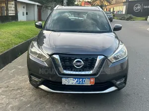 Nissan Kicks S 2019 Gris