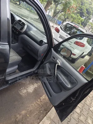Toyota RAV4 Automatic 2003 Noir