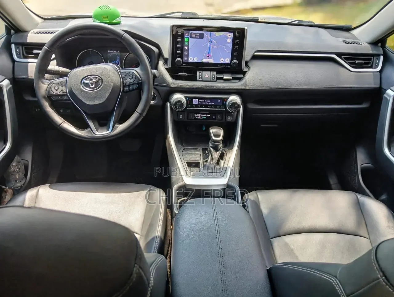 Toyota RAV4 2021 Gris