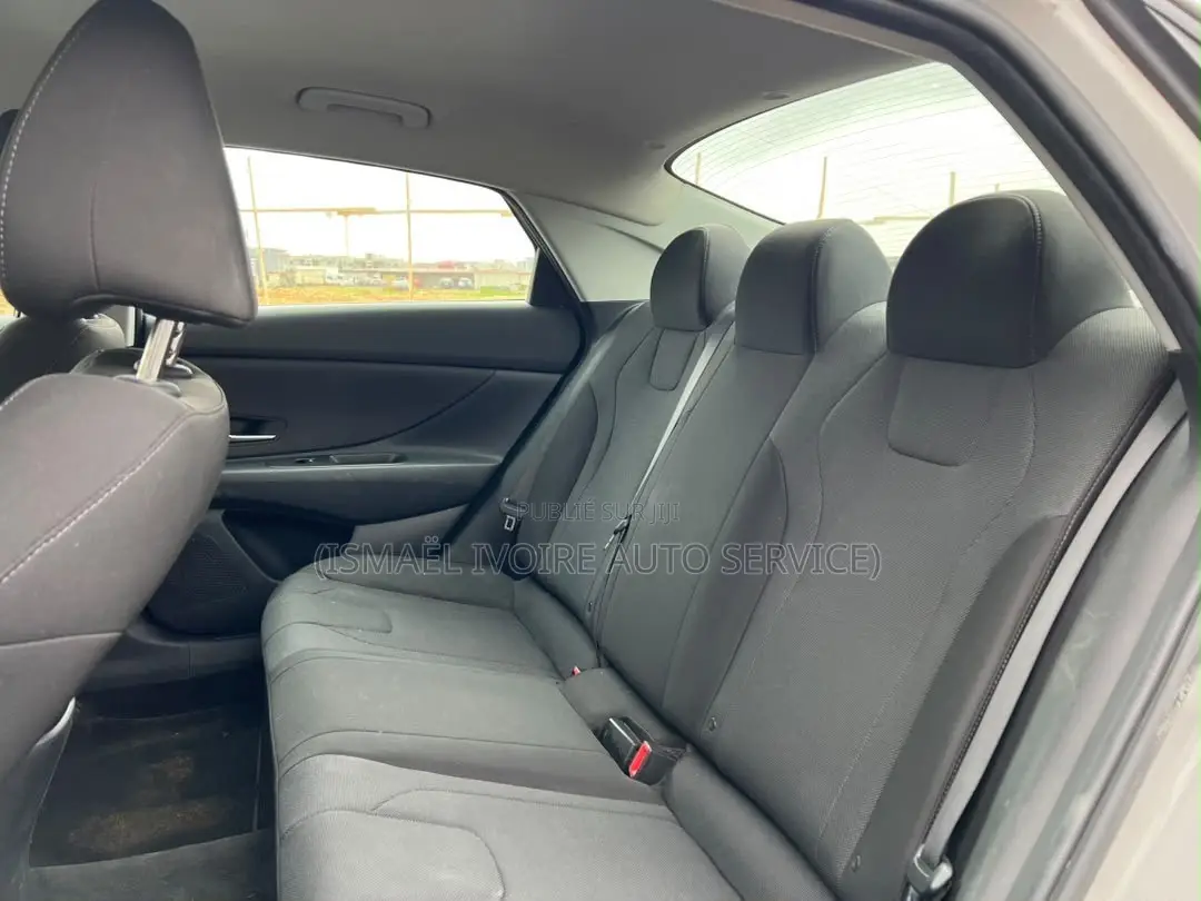 Hyundai Elantra 2021 Blanc