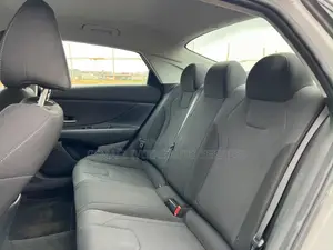 Hyundai Elantra 2021 Blanc
