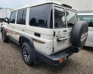 Toyota Land Cruiser 2026 Gris