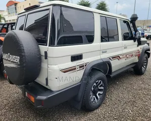 Toyota Land Cruiser 2026 Gris
