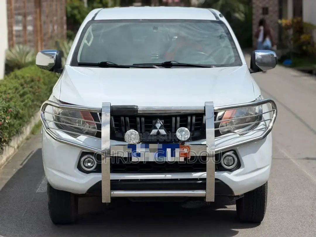 Mitsubishi L200 2018 Blanc