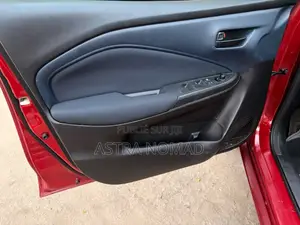 Suzuki Baleno 2024 Rouge