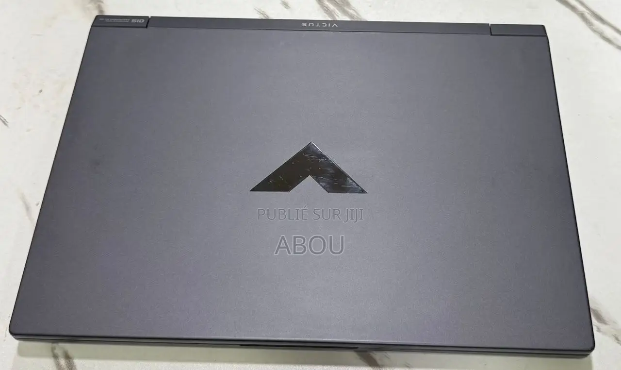 Ordinateur portable HP Victus 15 16GB Intel Core i7 SSD 512GB