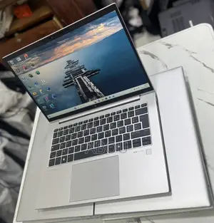 Ordinateur portable HP EliteBook 845 G11 16GB AMD Ryzen 5 SSD 256GB