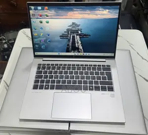 Ordinateur portable HP EliteBook 845 G11 16GB AMD Ryzen 5 SSD 256GB