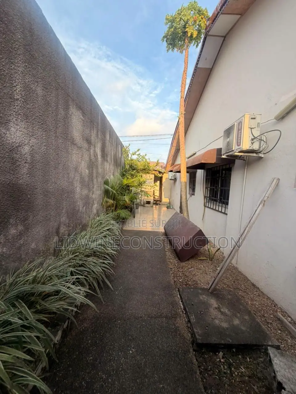 4chbre Villa dans Cocody à Vendre