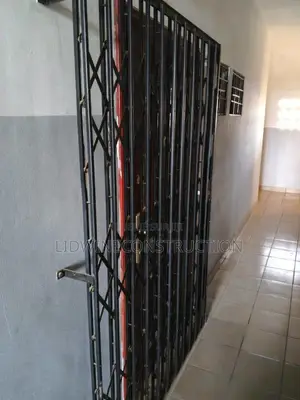 2chbre Appartement dans Cocody à Vendre