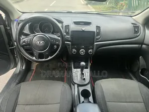 Kia Rio 2012 Vert
