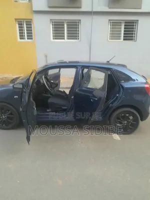 Toyota Starlet 2022 Bleu