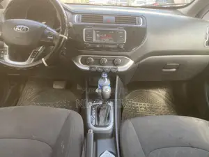 Kia Rio 2018 Blanc