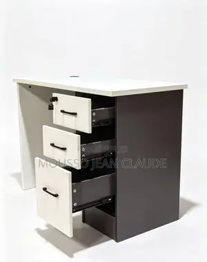 Vends Des Meubles De Bureau Et Des Armoires