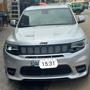 Jeep Grand Cherokee 2022 Gris