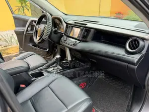 Toyota RAV4 2017
