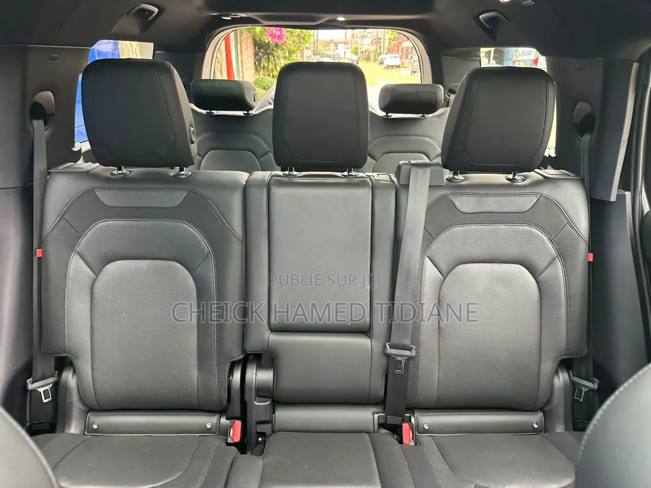 Land Rover Defender 2024 Gris