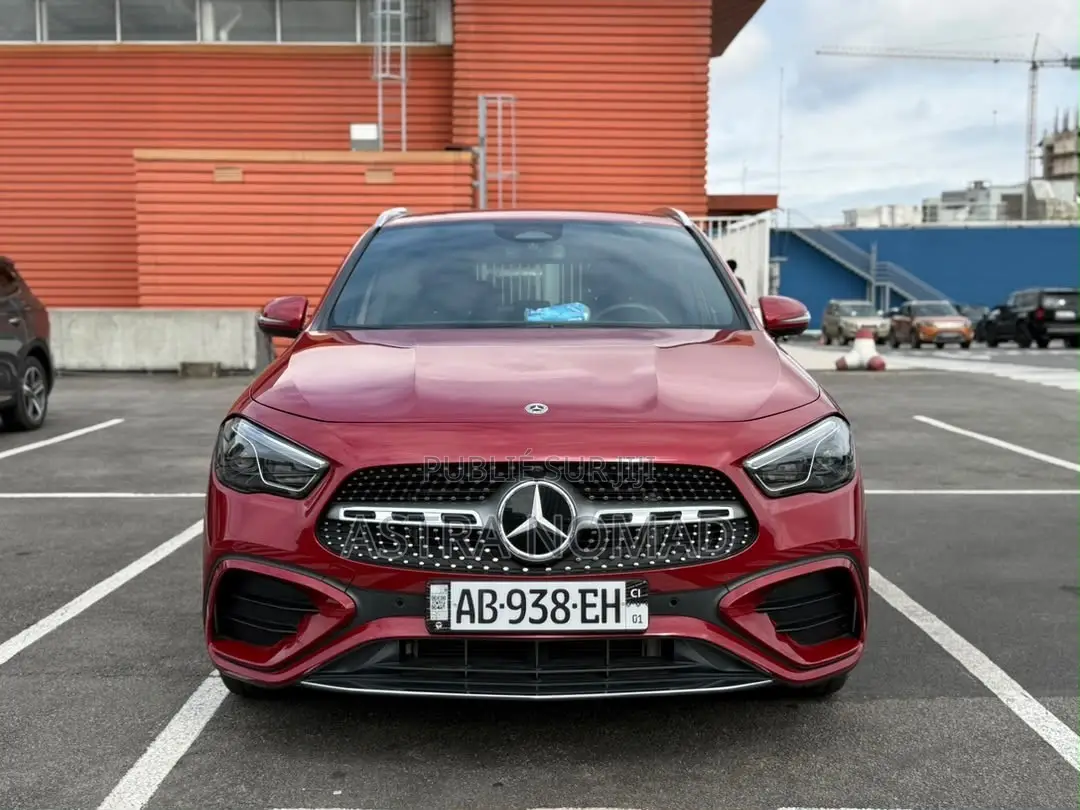 Mercedes-Benz GLA 250 2025 Rouge