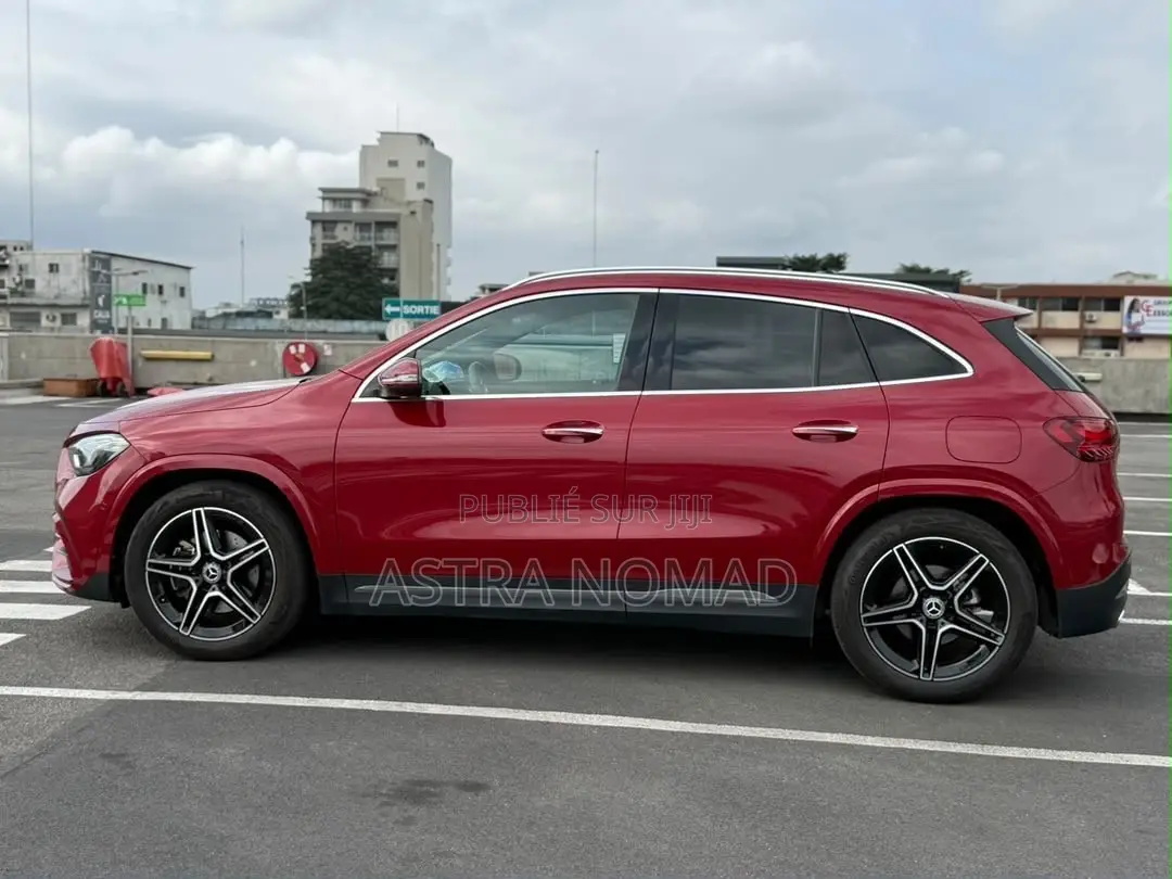 Mercedes-Benz GLA 250 2025 Rouge