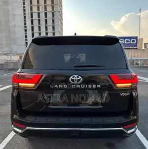 Toyota Land Cruiser 2026 Noir