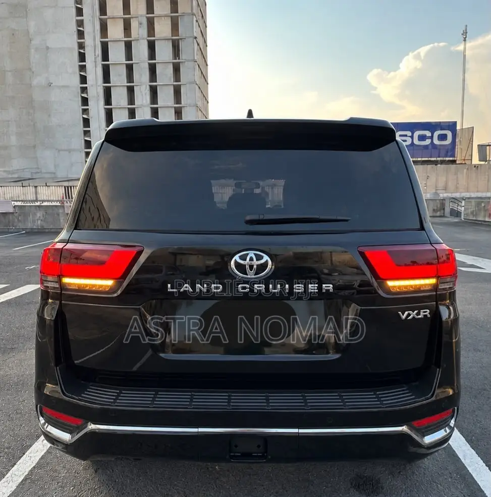 Toyota Land Cruiser 2026 Noir