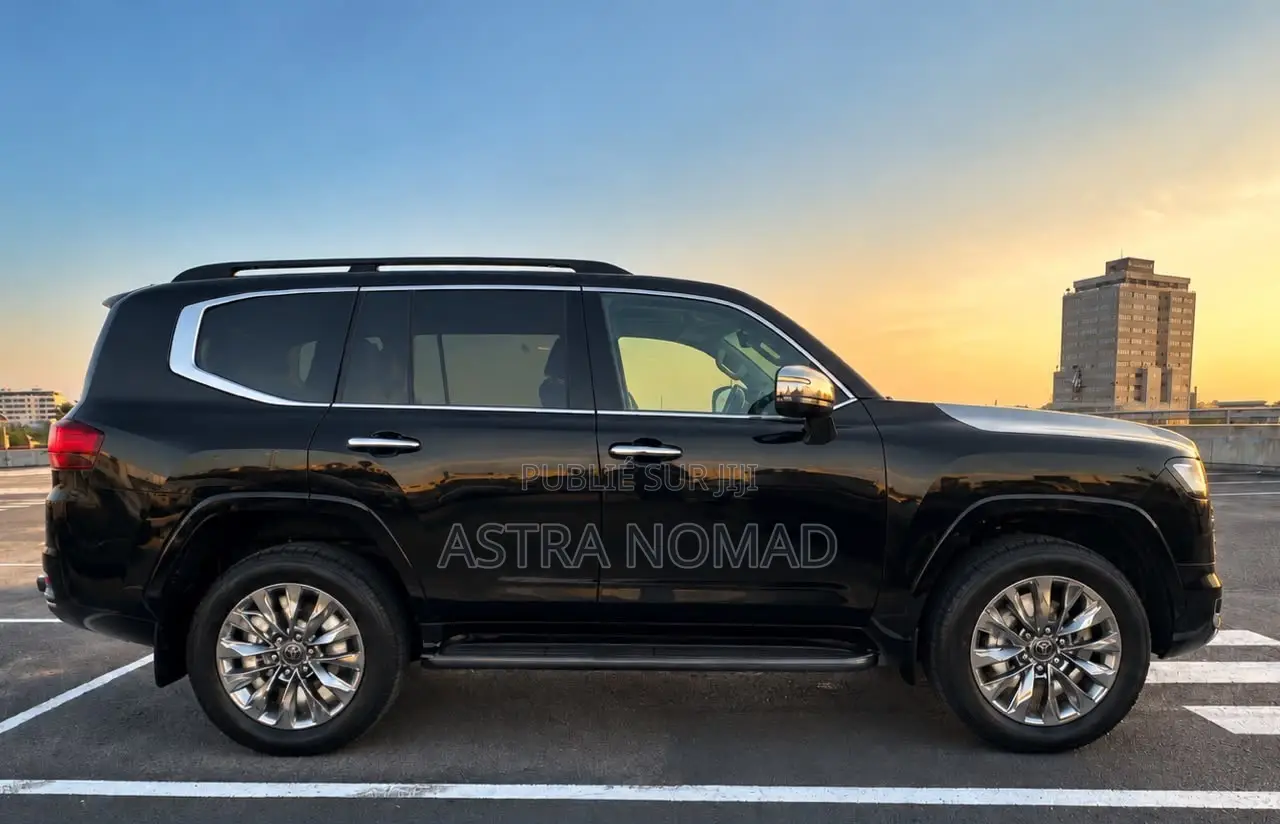 Toyota Land Cruiser 2026 Noir