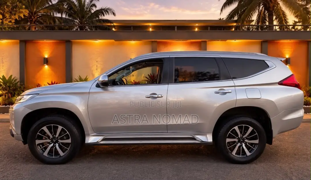 Mitsubishi Montero Sport 2020 Gris