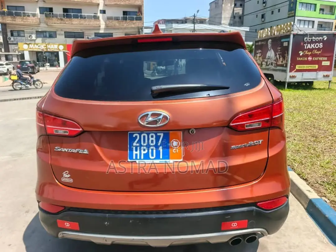 Hyundai Santa Fe 2017 Orange