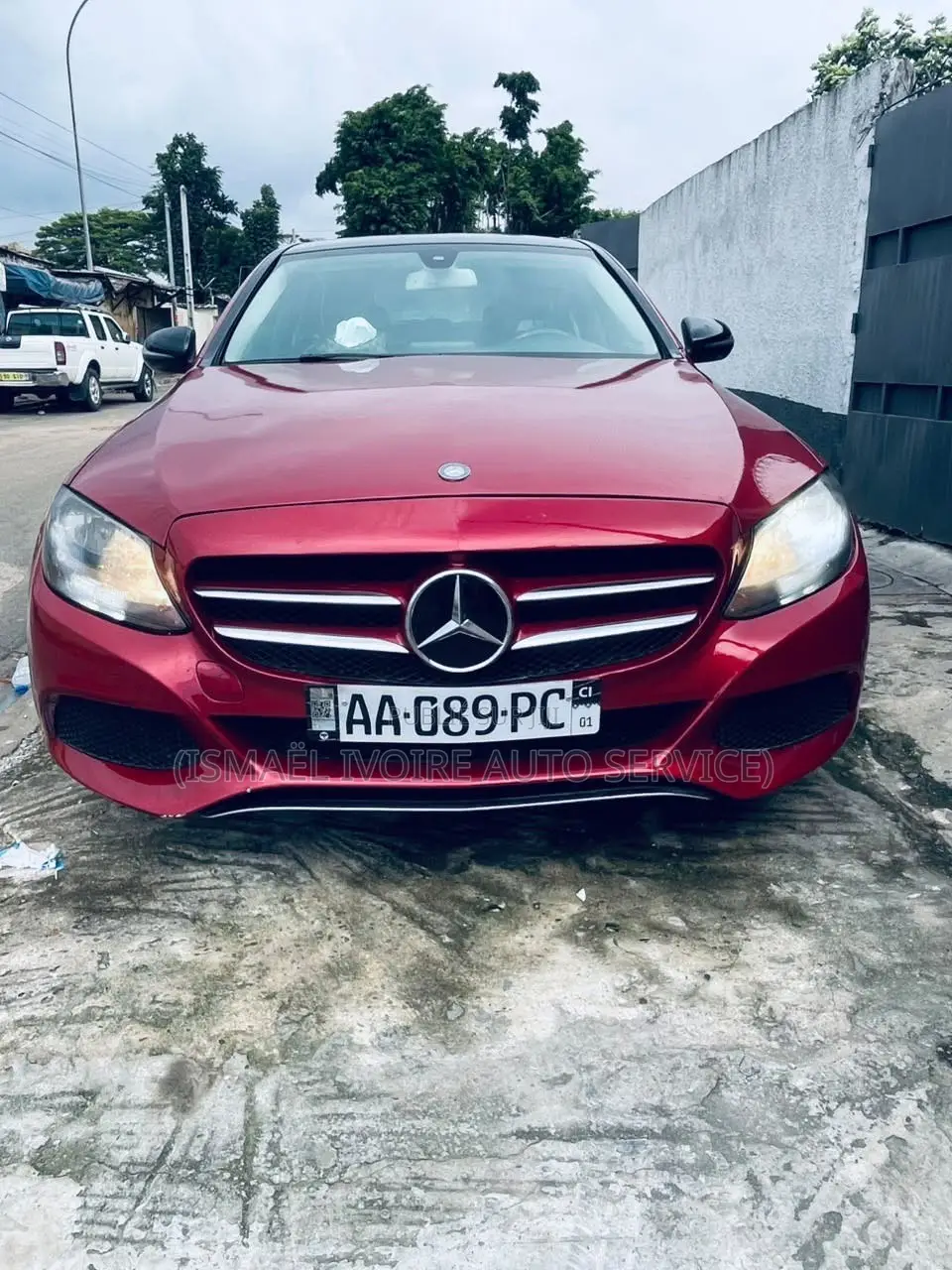 Mercedes-Benz C300 2017 Rouge