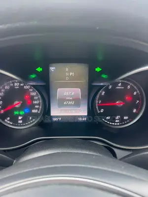 Mercedes-Benz C300 2017 Rouge