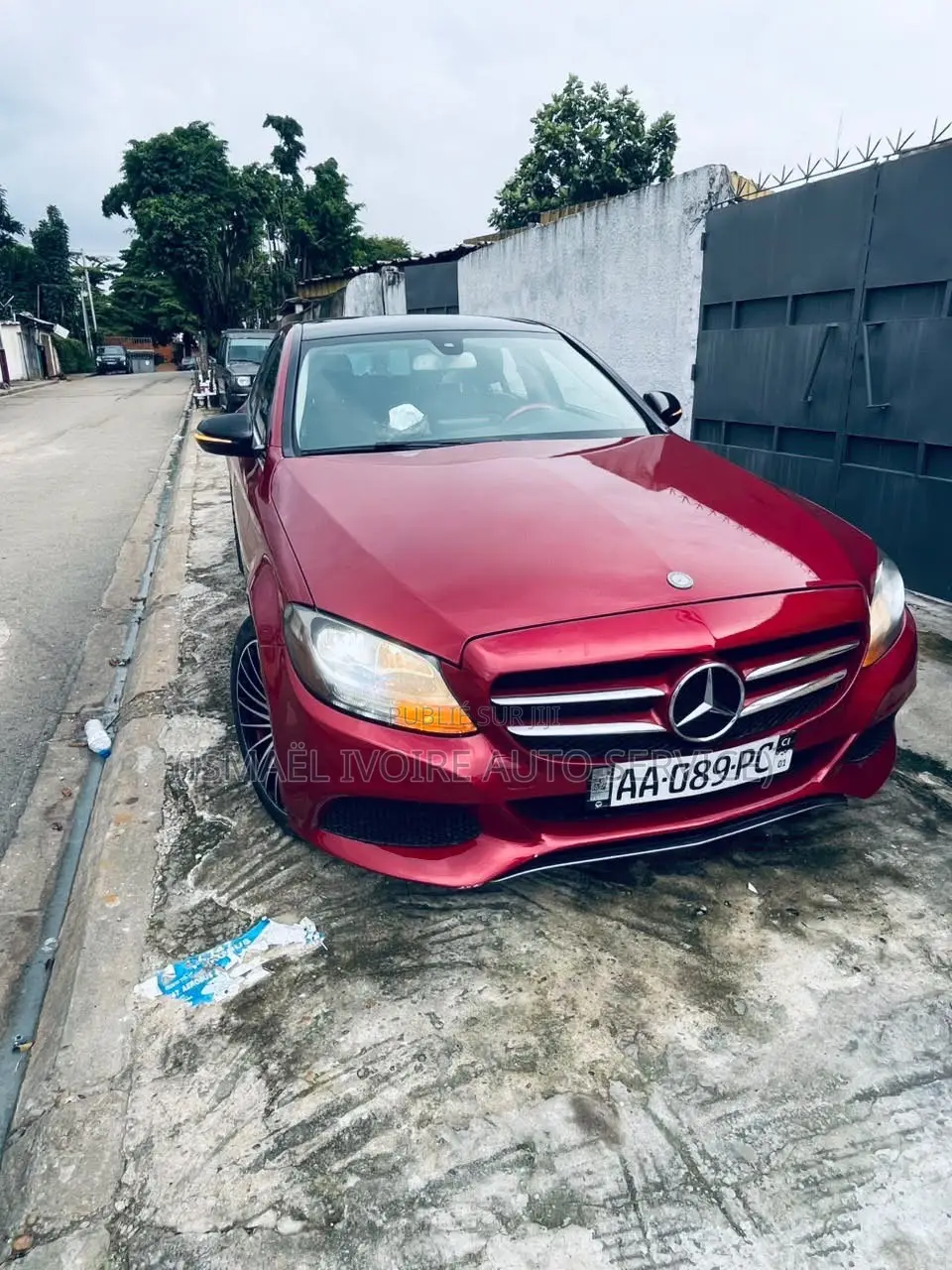 Mercedes-Benz C300 2017 Rouge